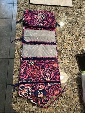 Vera Bradley Travel Organizer Roll-Up Makeup Bag multi organizer